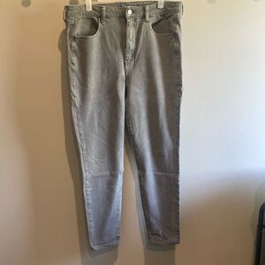 American Eagle Super High Rise Jeggings Gray Size 12 Short 
.